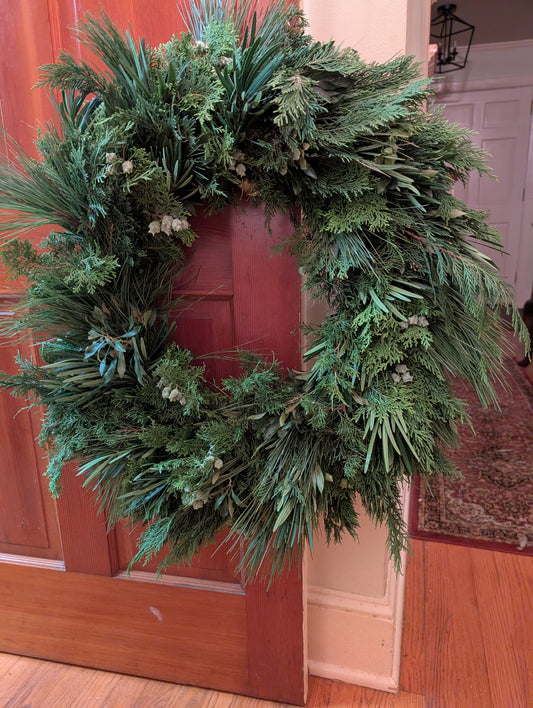 Lucknow Southern Fresh NC Evergreens Wreath